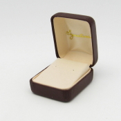 #9E Port Vienna Leather Post Earring Box